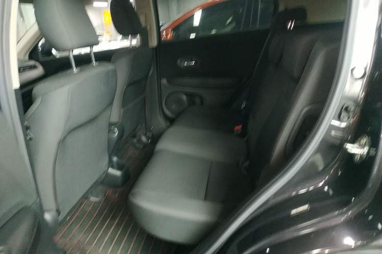 Used Honda Vezel 2020 220 TURBO CVT Elite Edition Left Rear Seat