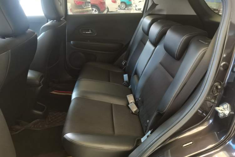 Used Honda Vezel 2020 1.5L CVT Pioneer Edition Left Rear Seat