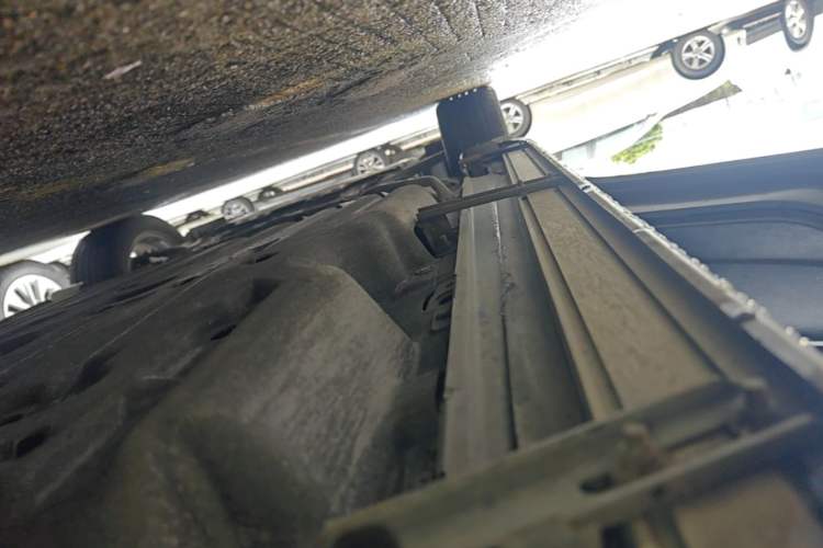 Used Honda Vezel 2020 1.5L CVT Pioneer Edition Left Side Sill