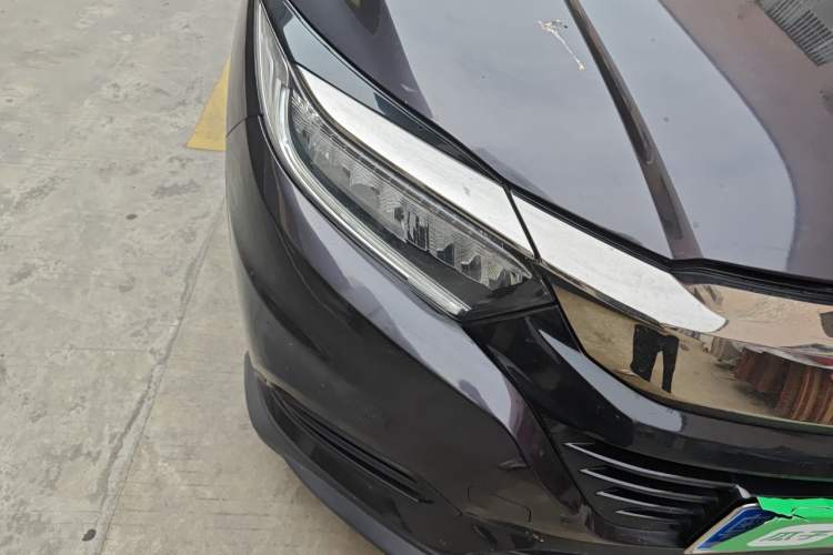 Used Honda Vezel 2020 220 TURBO CVT Luxury Edition Right Front Headlight