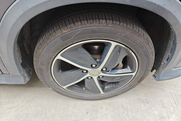 Used Honda Vezel 2020 220 TURBO CVT Luxury Edition Right Front Wheel Hub