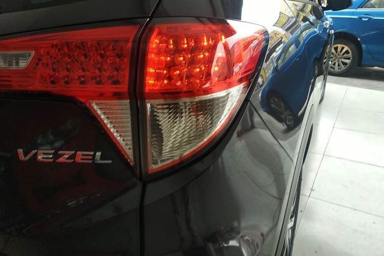 Used Honda Vezel 2020 1.5L CVT Pioneer Edition Right Rear Taillight