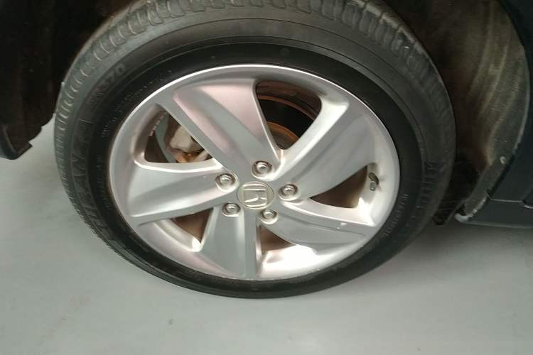 Used Honda Vezel 2020 220 TURBO CVT Elite Edition Right Rear Wheel Hub