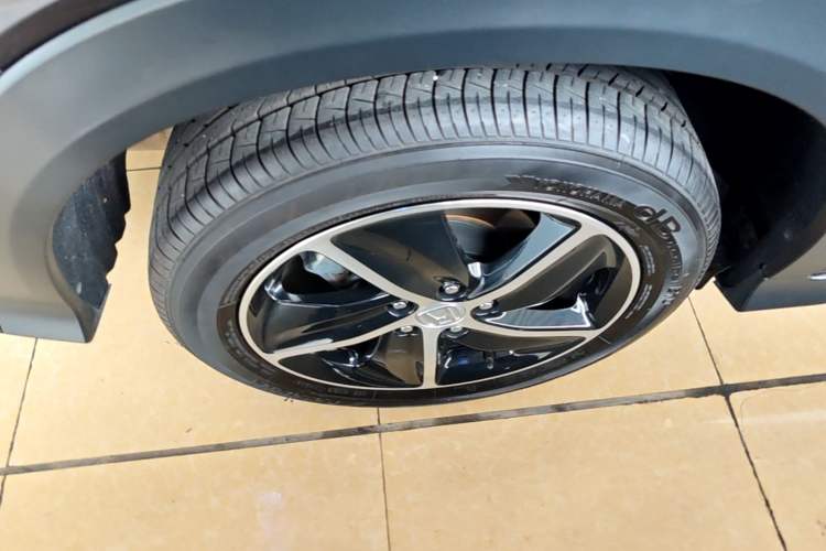 Used Honda Vezel 2020 1.5L CVT Pioneer Edition Right Rear Wheel Hub