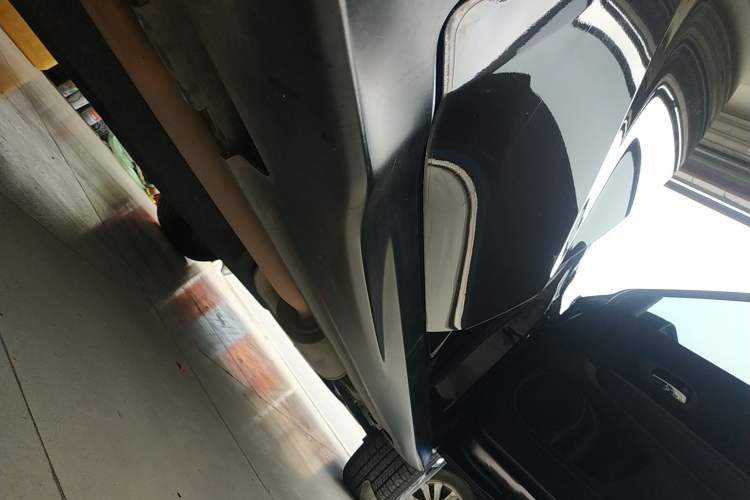 Used Honda Vezel 2020 1.5L CVT Pioneer Edition Right Side Sill