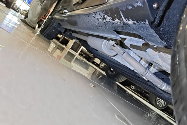 Used Honda Vezel 2020 1.5L CVT Pioneer Edition Right Side Sill