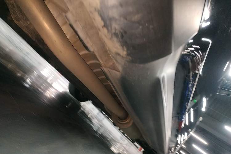 Used Honda Vezel 2020 220 TURBO CVT Elite Edition Right Side Sill