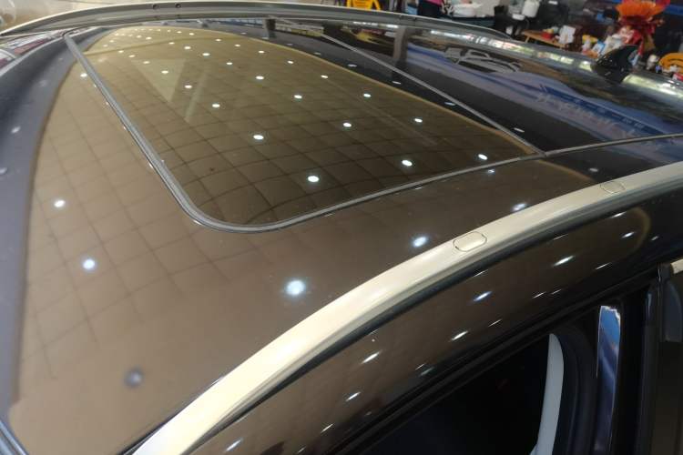 Used Honda Vezel 2020 1.5L CVT Pioneer Edition Roof