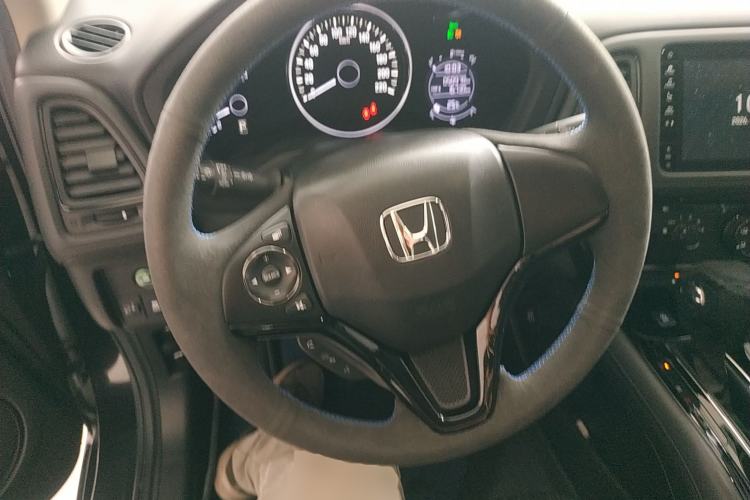Used Honda Vezel 2020 1.5L CVT Pioneer Edition Steering Wheel