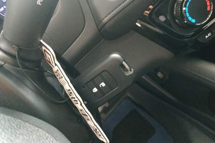 Used Honda Vezel 2020 1.5L CVT Pioneer Edition Vehicle Key