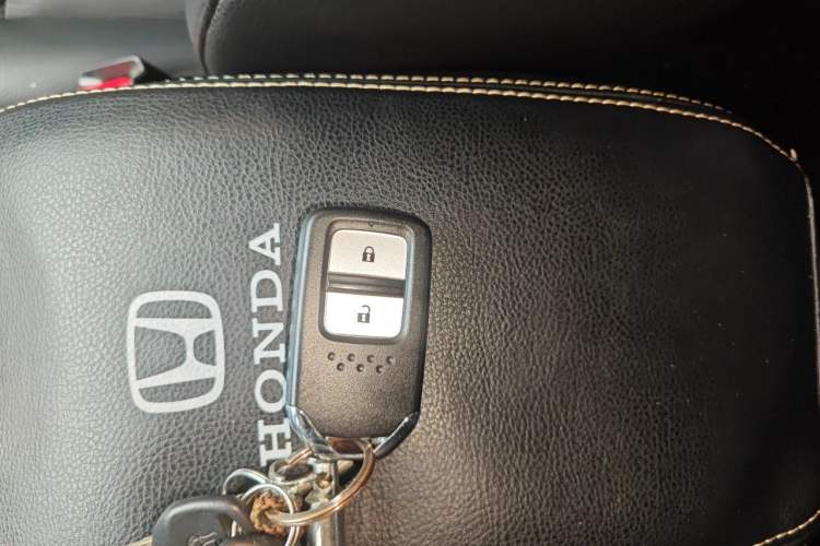 Used Honda Vezel 2020 220 TURBO CVT Luxury Edition Vehicle Key