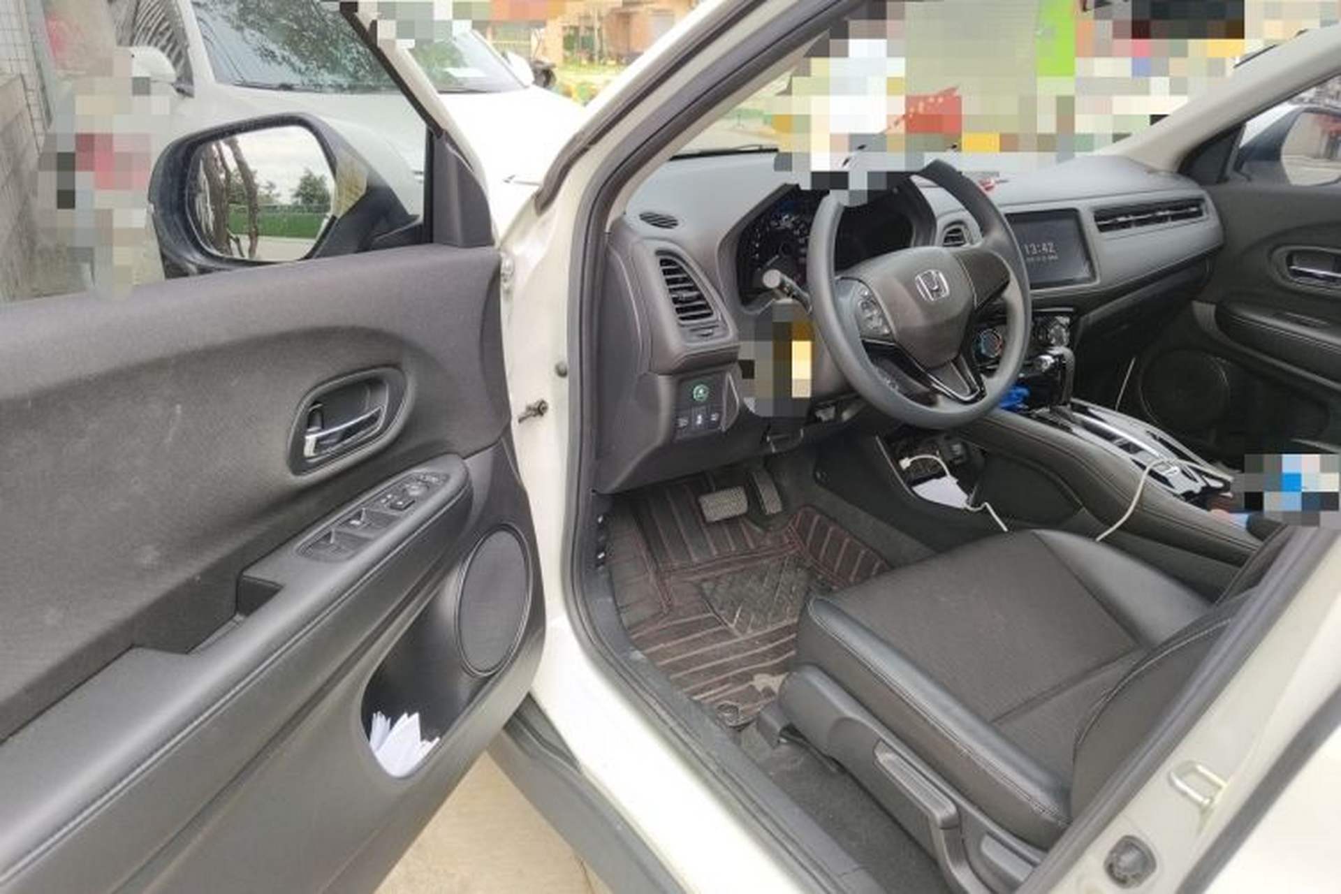 Used Honda Vezel 2020 1.5L CVT Pioneer Edition Driver Seat