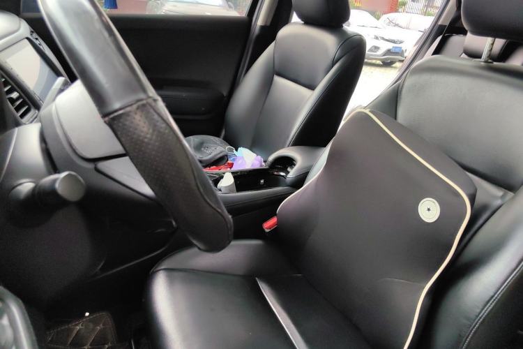 Used Honda Vezel 2020 1.5L CVT Pioneer Edition Left Front Seat