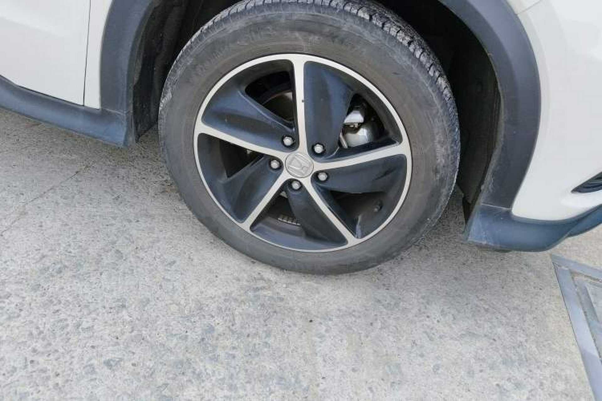 Used Honda Vezel 2020 1.5L CVT Pioneer Edition Right Front Wheel Hub