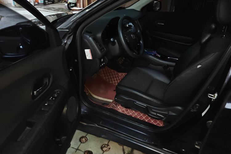 Used Honda Vezel 2020 1.5L CVT Pioneer Edition Driver Seat