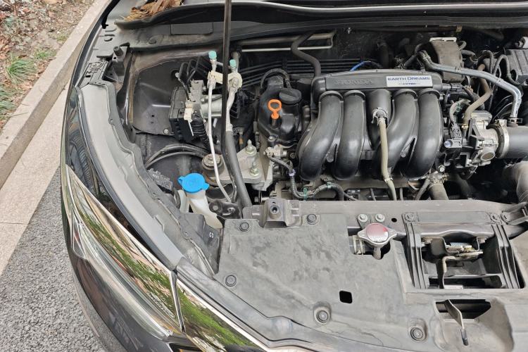 Used Honda Vezel 2020 1.5L CVT Elite Edition Engine Bay Right
