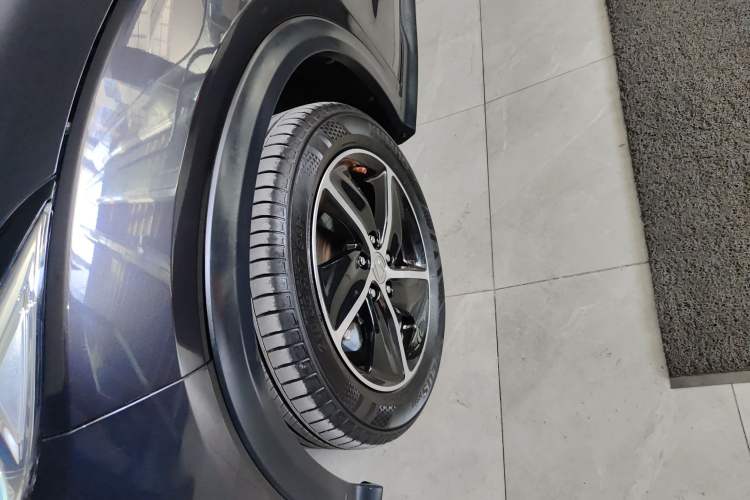 Used Honda Vezel 2020 1.5L CVT Pioneer Edition Exterior 4