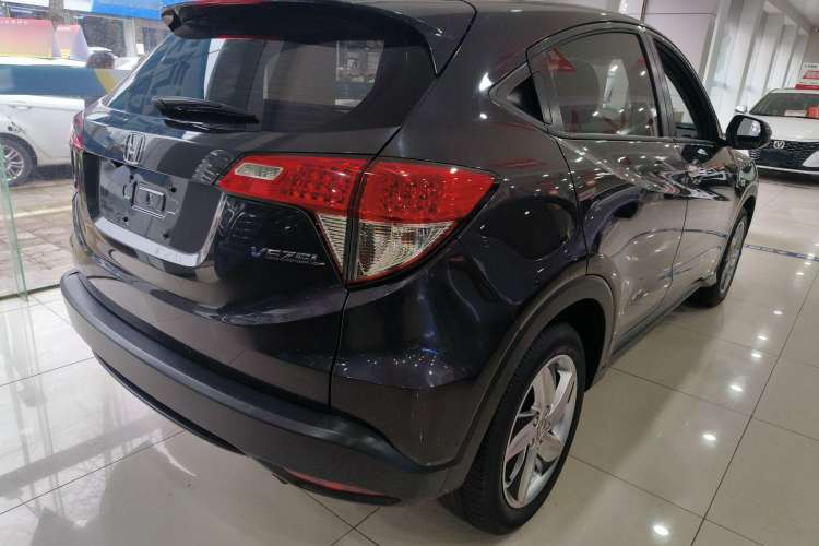 Used Honda Vezel 2020 1.5L CVT Elite Edition Exterior 5