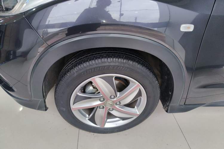 Used Honda Vezel 2020 1.5L CVT Elite Edition Exterior 7