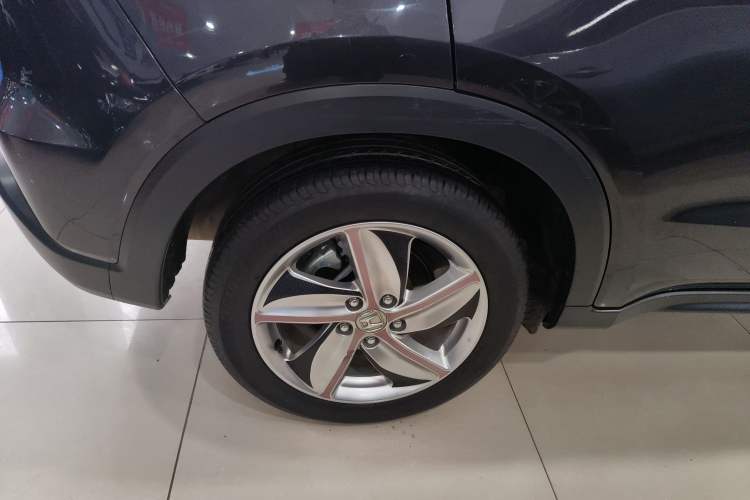 Used Honda Vezel 2020 1.5L CVT Elite Edition Exterior 8