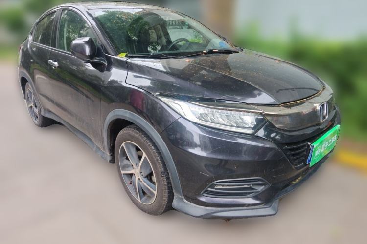 Used Honda Vezel 2020 1.5L CVT Luxury Edition Front Right 45 Deg