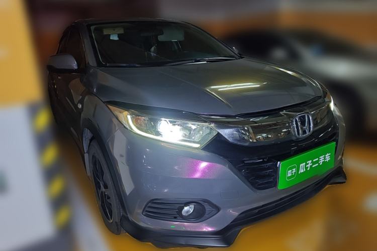 Used Honda Vezel 2020 1.5L CVT Pioneer Edition Front Right 45 Deg