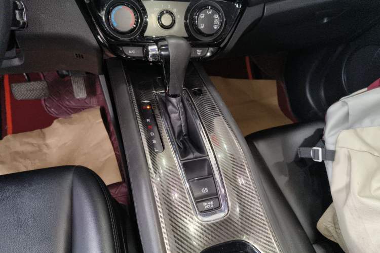 Used Honda Vezel 2020 1.5L CVT Elite Edition Gear Lever