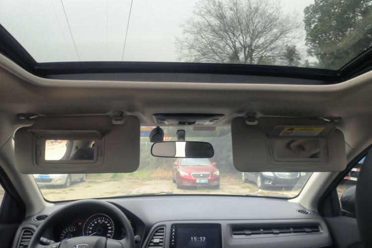 Used Honda Vezel 2020 1.5L CVT Pioneer Edition Headliner
