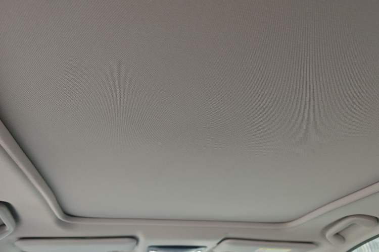 Used Honda Vezel 2020 1.5L CVT Elite Edition Headliner