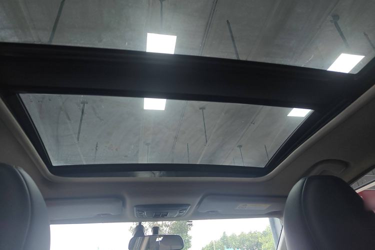 Used Honda Vezel 2020 1.5L CVT Luxury Edition Headliner