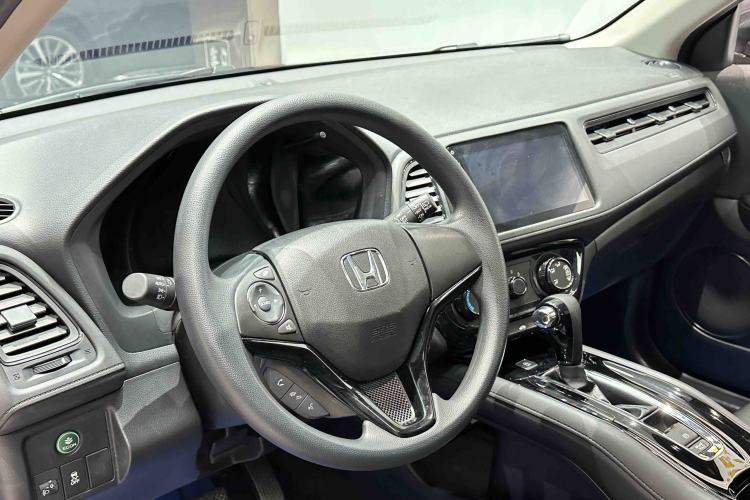 Used Honda Vezel 2020 1.5L CVT Pioneer Edition Interior 7