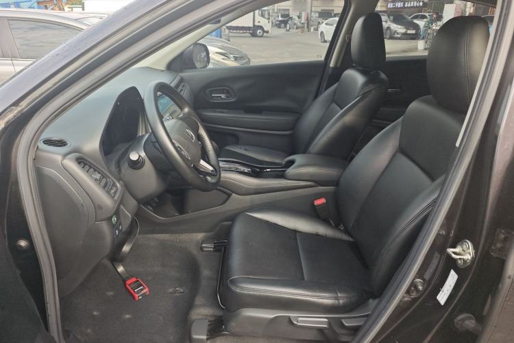 Used Honda Vezel 2020 1.5L CVT Pioneer Edition Left Front Seat