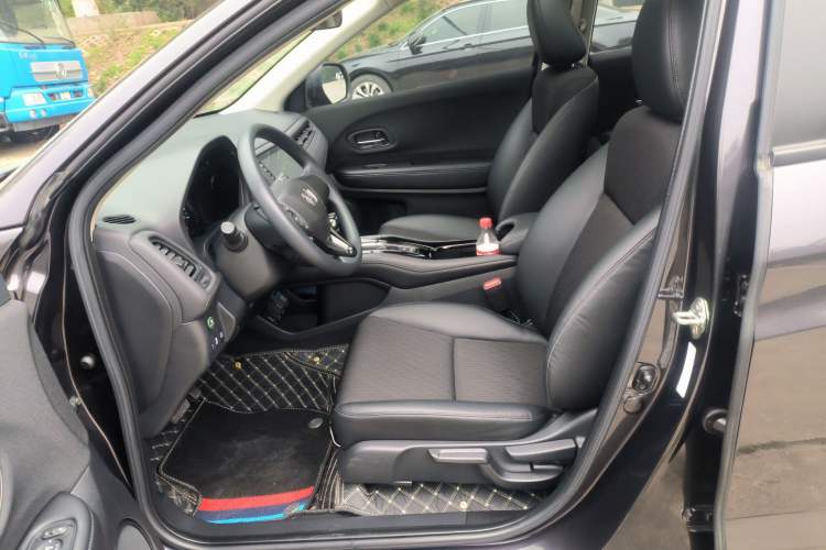 Used Honda Vezel 2020 1.5L CVT Pioneer Edition Left Front Seat