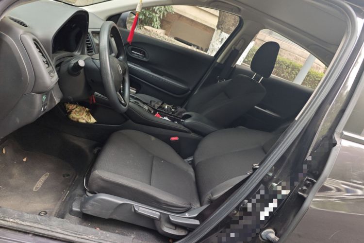 Used Honda Vezel 2020 1.5L CVT Elite Edition Left Front Seat