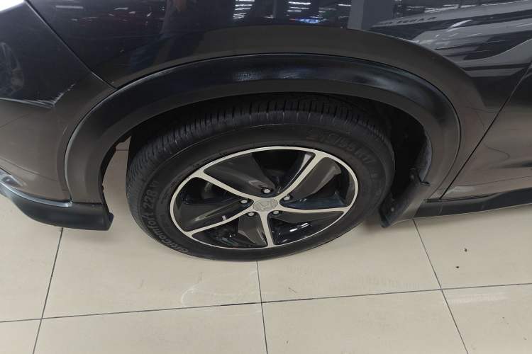 Used Honda Vezel 2020 1.5L CVT Luxury Edition Left Front Wheel Hub