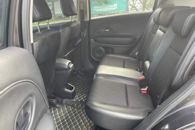 Used Honda Vezel 2020 1.5L CVT Luxury Edition Left Rear Seat