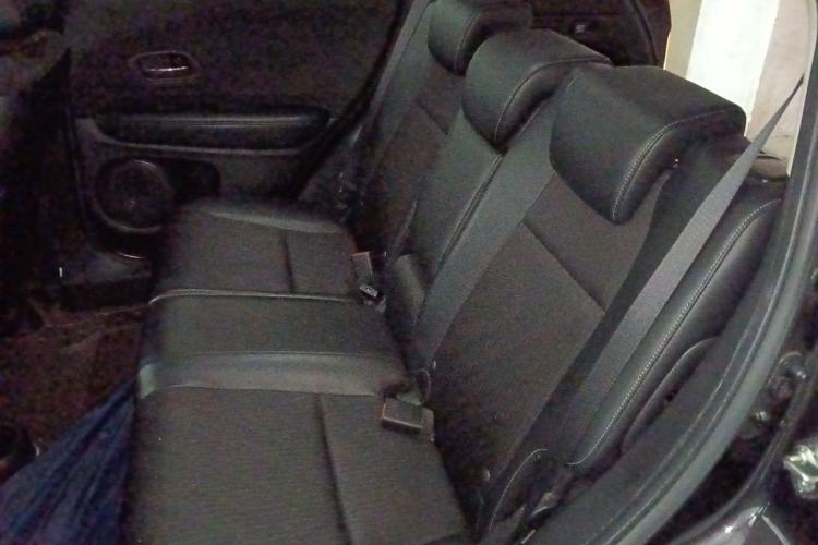 Used Honda Vezel 2020 1.5L CVT Pioneer Edition Left Rear Seat