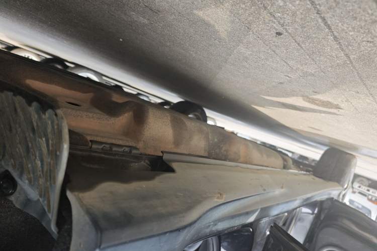 Used Honda Vezel 2020 1.5L CVT Pioneer Edition Left Side Sill