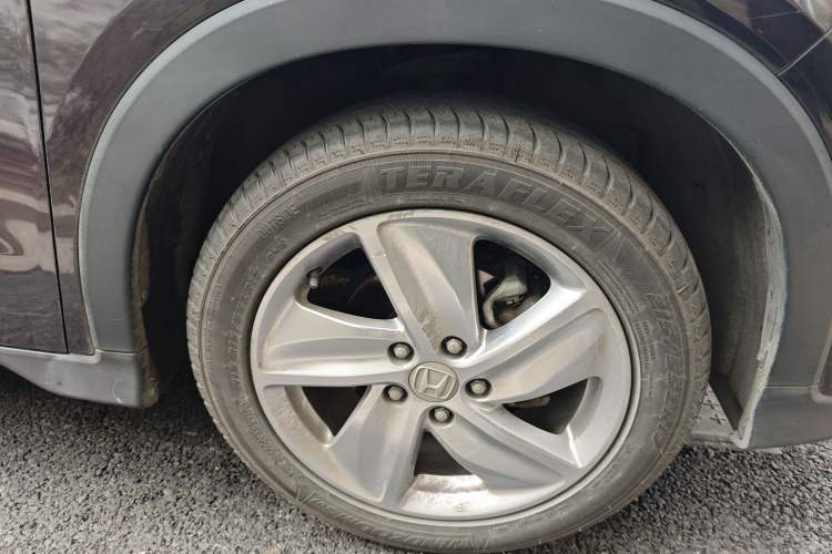 Used Honda Vezel 2020 1.5L CVT Elite Edition Right Front Wheel Hub
