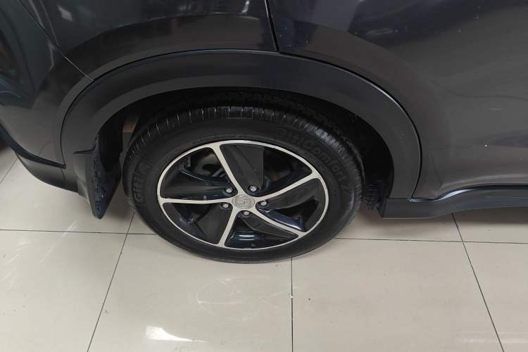 Used Honda Vezel 2020 1.5L CVT Luxury Edition Right Rear Wheel Hub