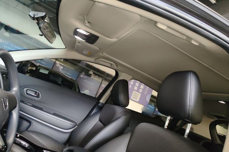 Used Honda Vezel 2020 1.5L CVT Pioneer Edition Roof