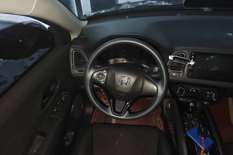 Used Honda Vezel 2020 1.5L CVT Pioneer Edition Steering Wheel
