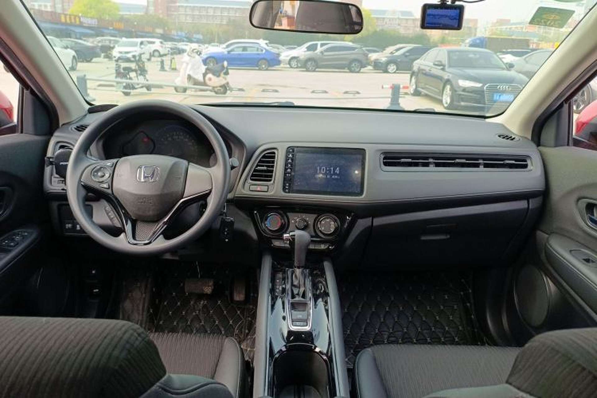 Used Honda Vezel 2020 1.5L CVT Pioneer Edition Center Console