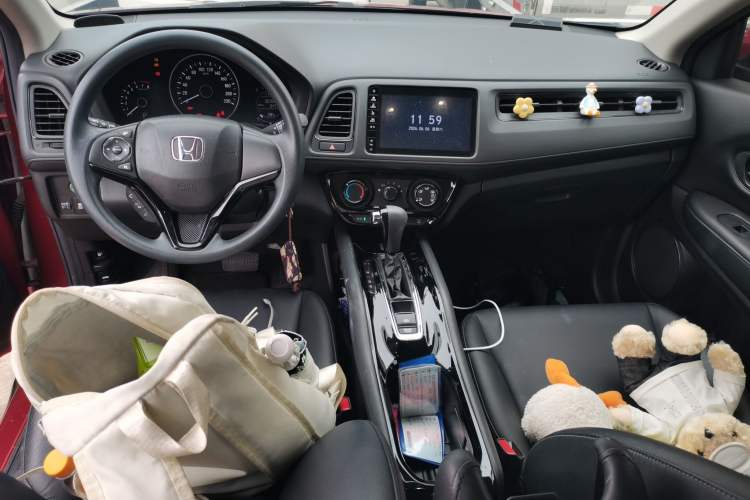 Used Honda Vezel 2020 1.5L CVT Pioneer Edition Center Console