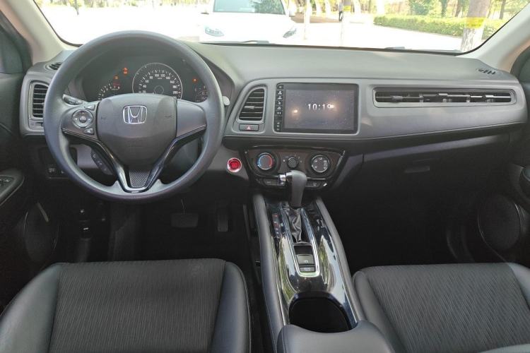 Used Honda Vezel 2020 1.5L CVT Luxury Edition Center Console