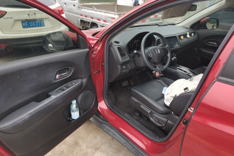 Used Honda Vezel 2020 1.5L CVT Pioneer Edition Driver Seat