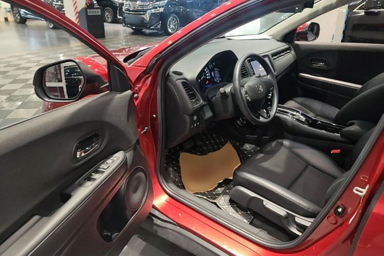 Used Honda Vezel 2020 1.5L CVT Pioneer Edition Driver Seat