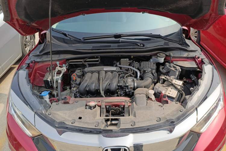 Used Honda Vezel 2020 1.5L CVT Pioneer Edition Engine Bay