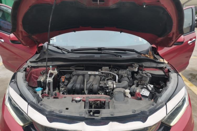 Used Honda Vezel 2020 1.5L CVT Pioneer Edition Engine Bay