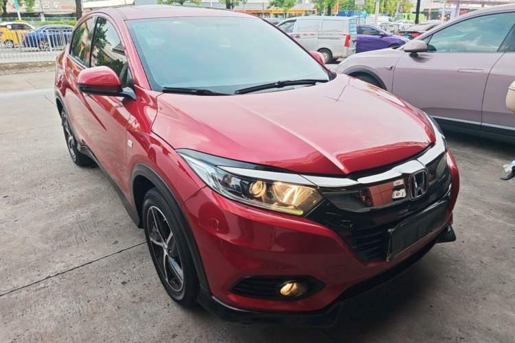 Used Honda Vezel 2020 1.5L CVT Pioneer Edition Front Right 45 Deg